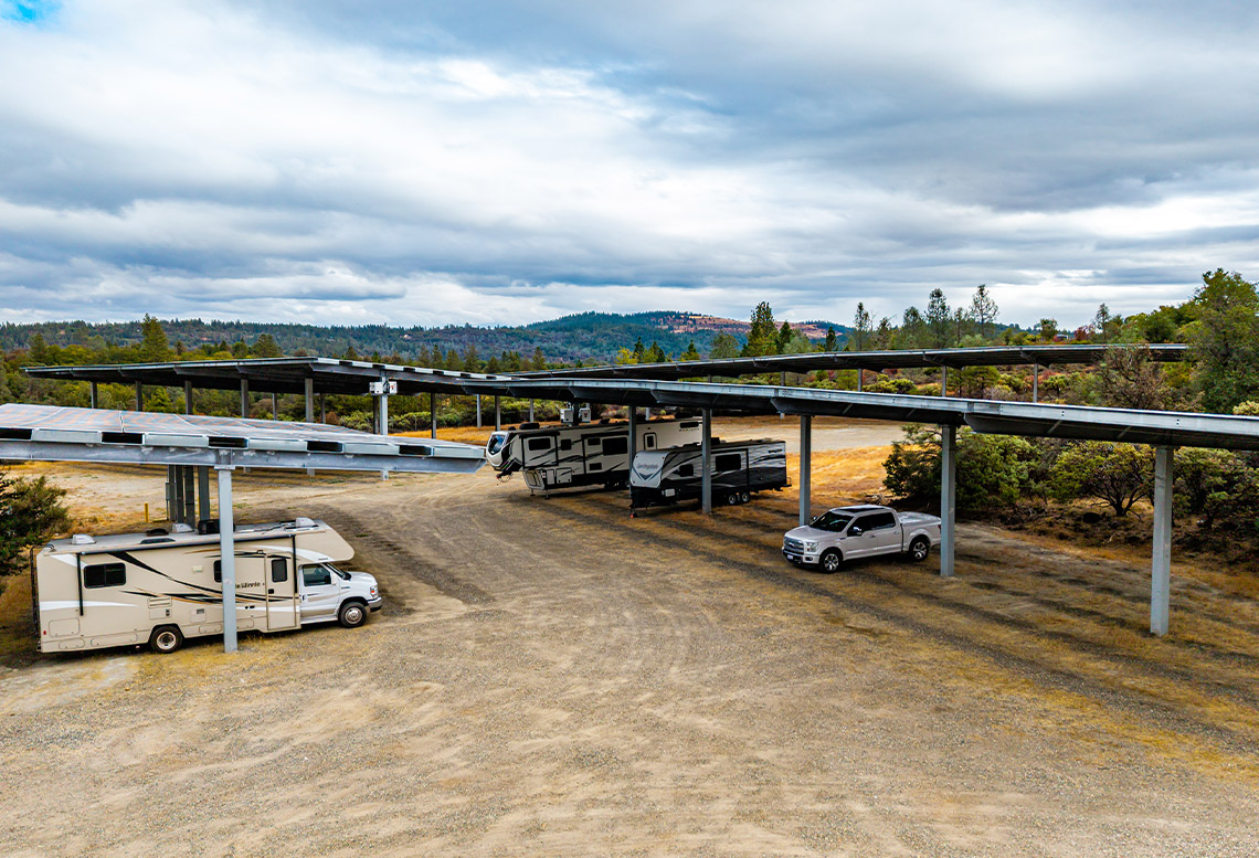 Trails Lake of the Springs Image